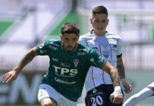 Santiago Wanderers tuvo un decepcionante debut ante Deportes Recoleta