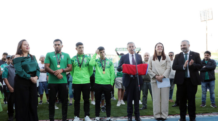 Multitudinario recibimiento dio Valparaíso a campeones Sub 20 de Santiago Wanderers