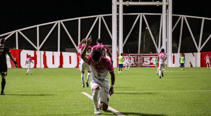 Concón National golpea en el final y se queda con un triunfazo ante Atlético Colina