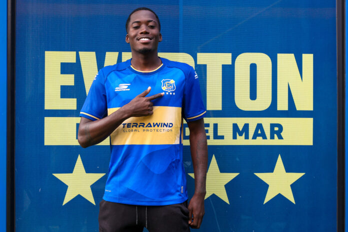 19.07 - Foto 03 Gustavo Charrupí Díaz es nuevo refuerzo de Everton de Viña del Mar