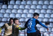 Everton goleó a Huachipato en Talcahuano y se metió en la parte alta de la tabla